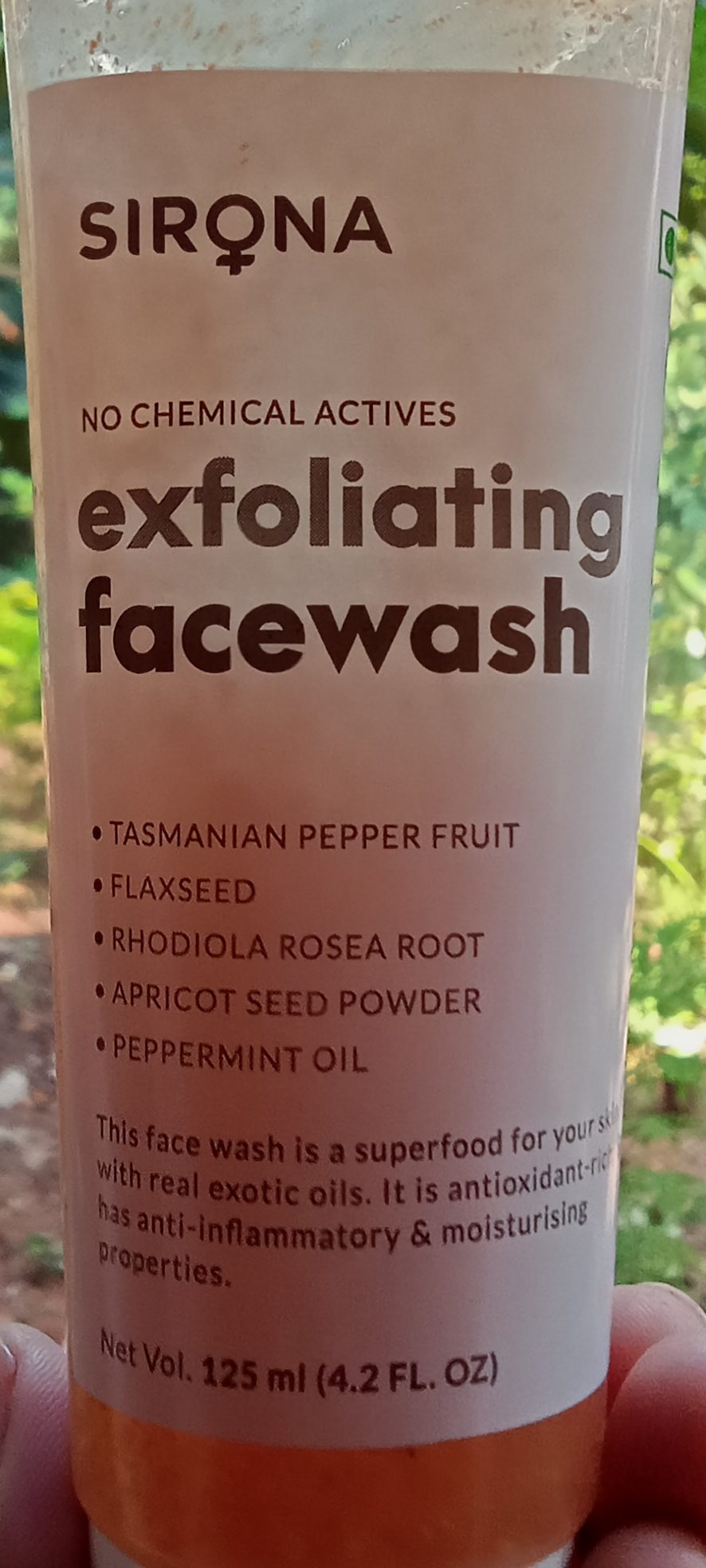 Sirona Exfoliating Facewash Review