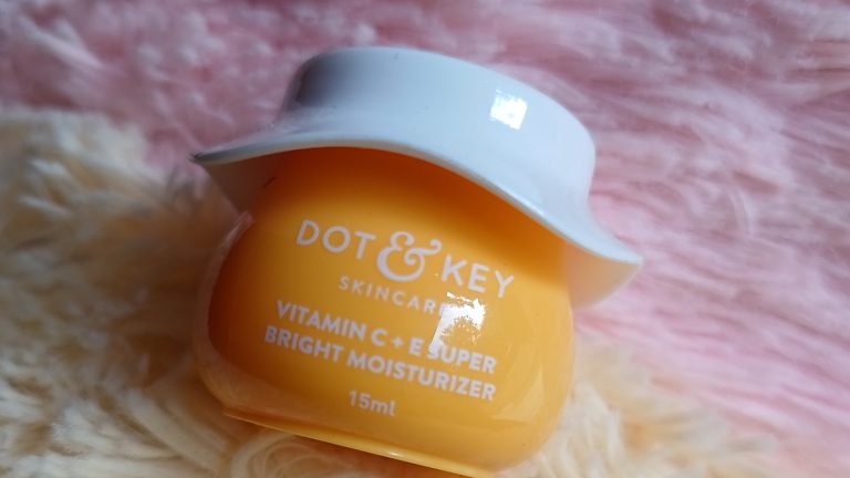 Dot & Key Vitamin C+E Moisturizer Review: Is It Worth the Hype?